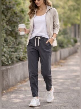 Vuori‎ Women’s Performance Pants Size Small Athleisure Drawstring Travel Comfort